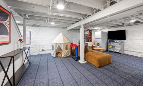 219 Catalpa Place Wilmette IL 60091