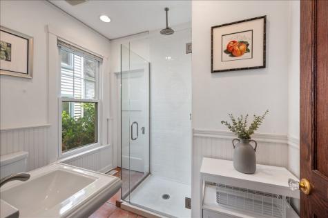 219 Catalpa Place Wilmette IL 60091