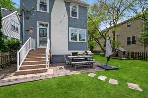 219 Catalpa Place Wilmette IL 60091