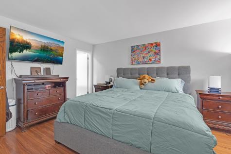 11020 Raleigh Street Westchester IL 60154