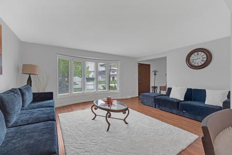 11020 Raleigh Street Westchester IL 60154
