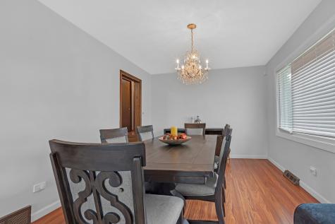 11020 Raleigh Street Westchester IL 60154