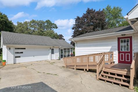3706 Maple Avenue Mchenry IL 60050