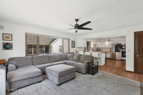 3706 Maple Avenue Mchenry IL 60050