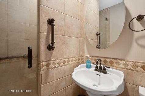 3706 Maple Avenue Mchenry IL 60050