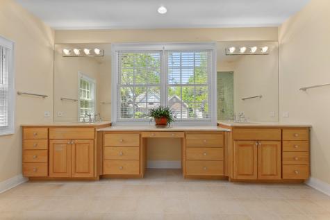 1741 Stanford Court Lake Forest IL 60045