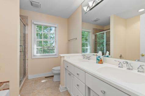 1741 Stanford Court Lake Forest IL 60045
