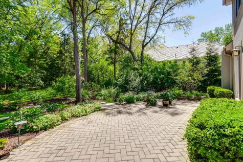 1741 Stanford Court Lake Forest IL 60045