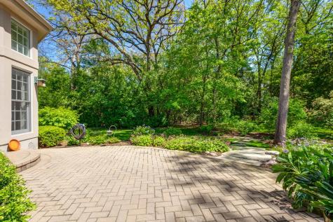 1741 Stanford Court Lake Forest IL 60045