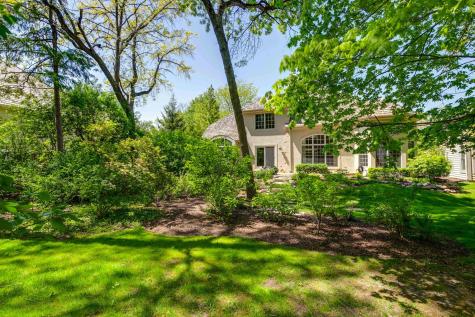 1741 Stanford Court Lake Forest IL 60045