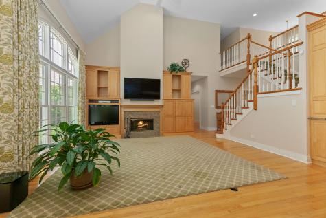 1741 Stanford Court Lake Forest IL 60045