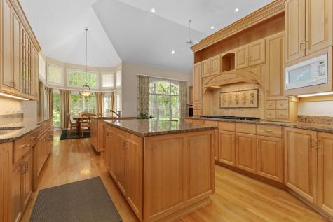 1741 Stanford Court Lake Forest IL 60045
