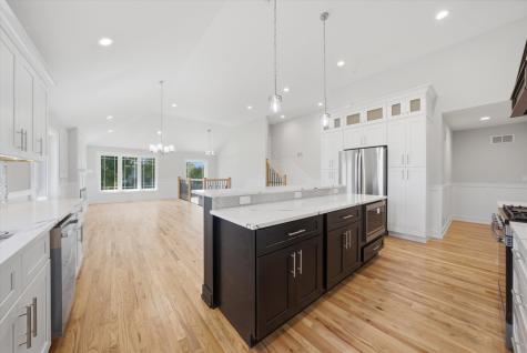 8011 South Oconto Avenue Bridgeview IL 60455