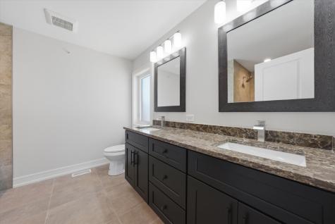 8011 South Oconto Avenue Bridgeview IL 60455