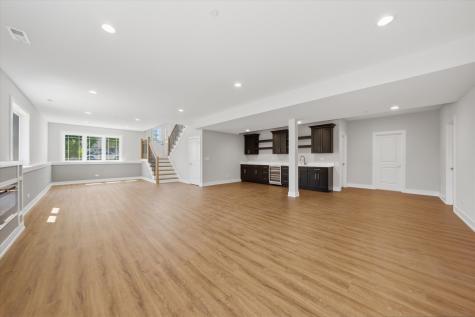 8011 South Oconto Avenue Bridgeview IL 60455