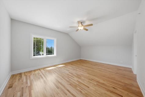 8011 South Oconto Avenue Bridgeview IL 60455