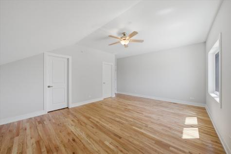 8011 South Oconto Avenue Bridgeview IL 60455