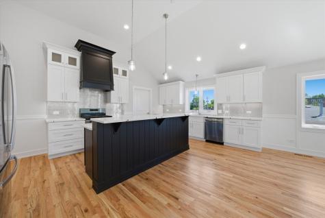 8011 South Oconto Avenue Bridgeview IL 60455