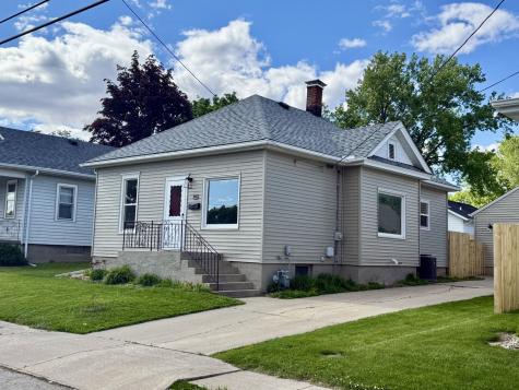 625 10TH Street Peru IL 61354