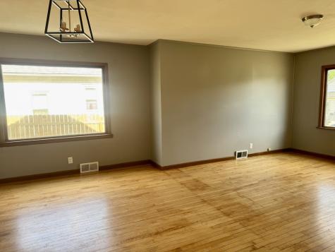 625 10TH Street Peru IL 61354
