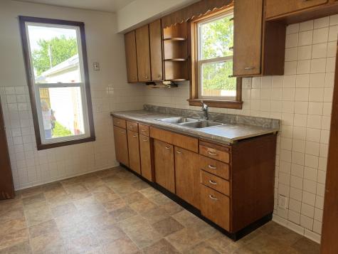 625 10TH Street Peru IL 61354
