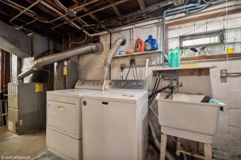 2876 West 84th Street Chicago IL 60652