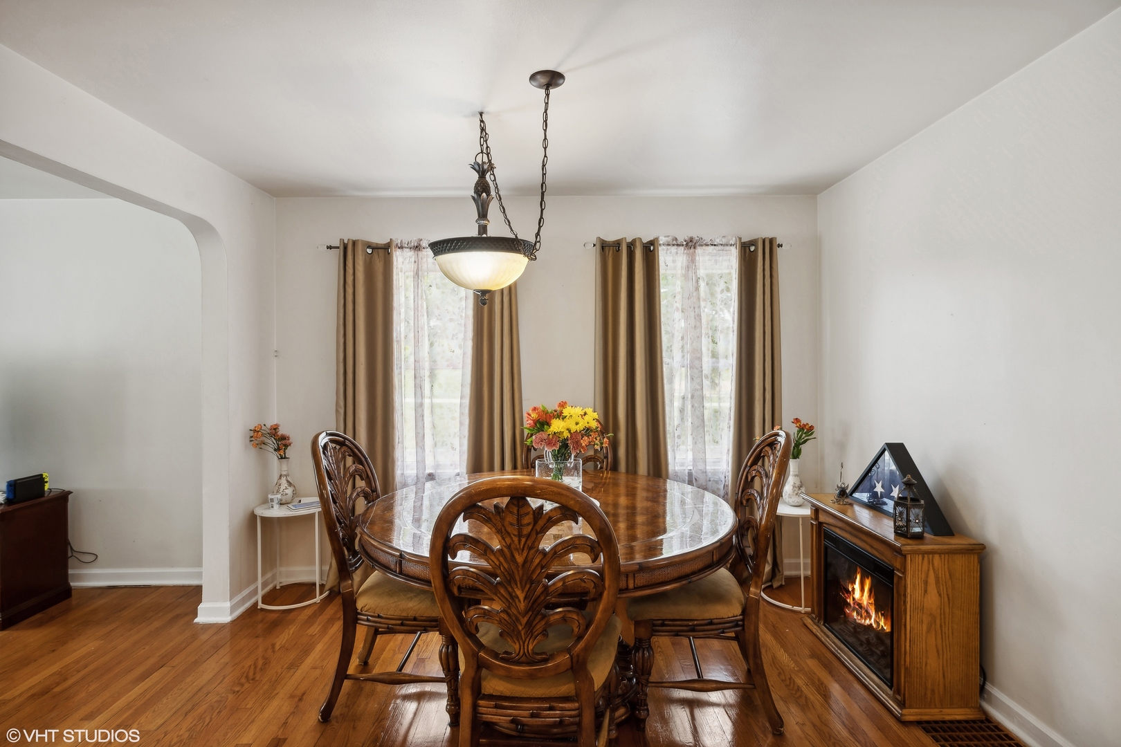 2876 West 84th Street Chicago IL 60652