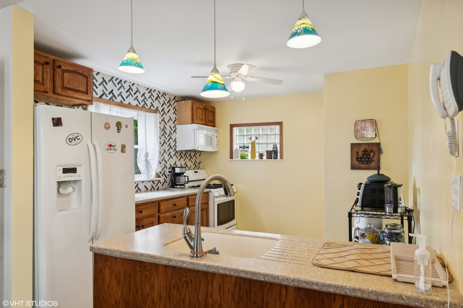 2876 West 84th Street Chicago IL 60652