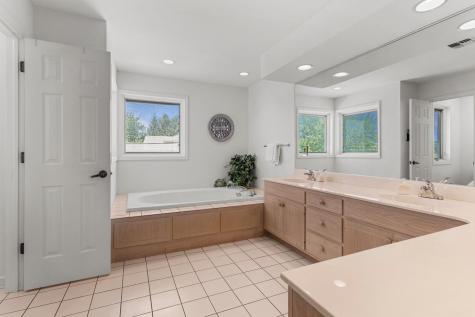1808 Foxborough Court Champaign IL 61822