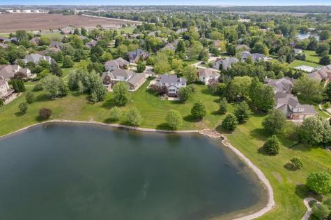 1808 Foxborough Court Champaign IL 61822