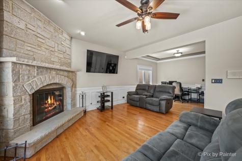 137 Oak Avenue Wood Dale IL 60191