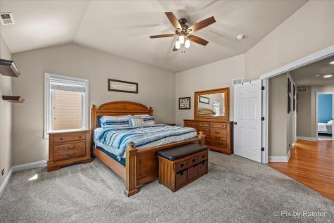 137 Oak Avenue Wood Dale IL 60191