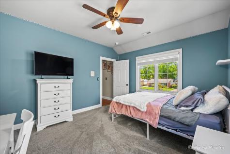 137 Oak Avenue Wood Dale IL 60191