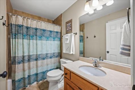 137 Oak Avenue Wood Dale IL 60191