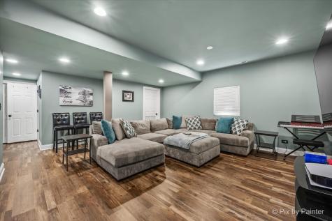 137 Oak Avenue Wood Dale IL 60191
