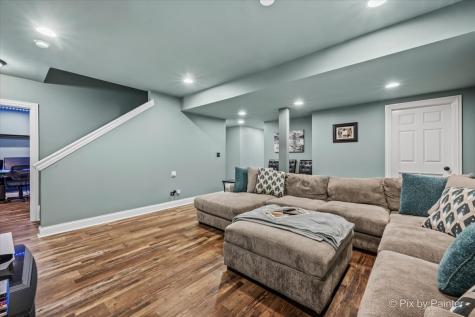 137 Oak Avenue Wood Dale IL 60191