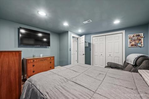 137 Oak Avenue Wood Dale IL 60191