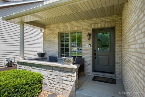 137 Oak Avenue Wood Dale IL 60191