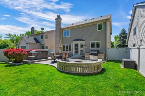 137 Oak Avenue Wood Dale IL 60191