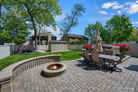 137 Oak Avenue Wood Dale IL 60191