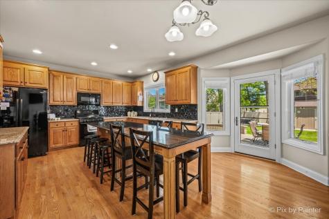 137 Oak Avenue Wood Dale IL 60191