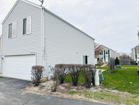 734 Four Seasons Boulevard Aurora IL 60504