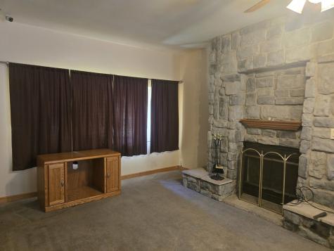865 Riverside Drive South Elgin IL 60177