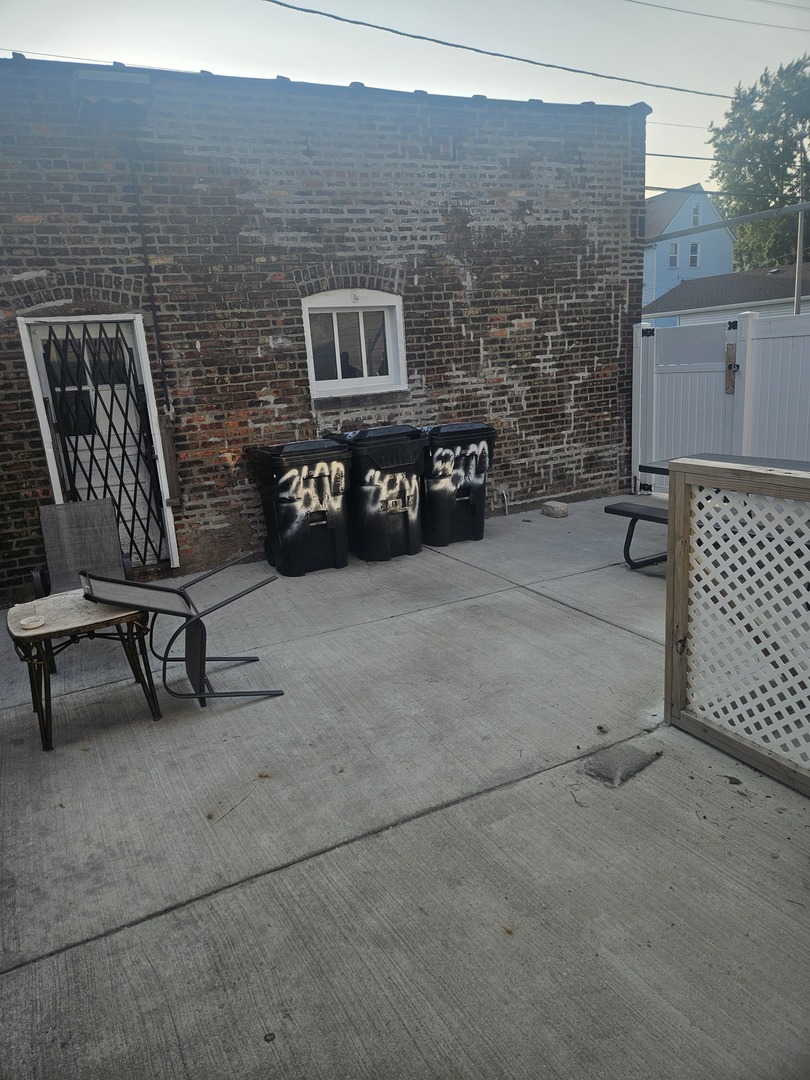 8600 South Muskegon Avenue Chicago IL 60617