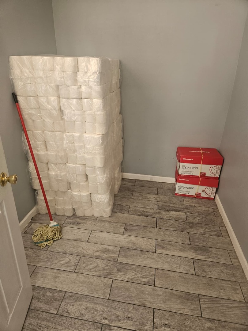 8600 South Muskegon Avenue Chicago IL 60617