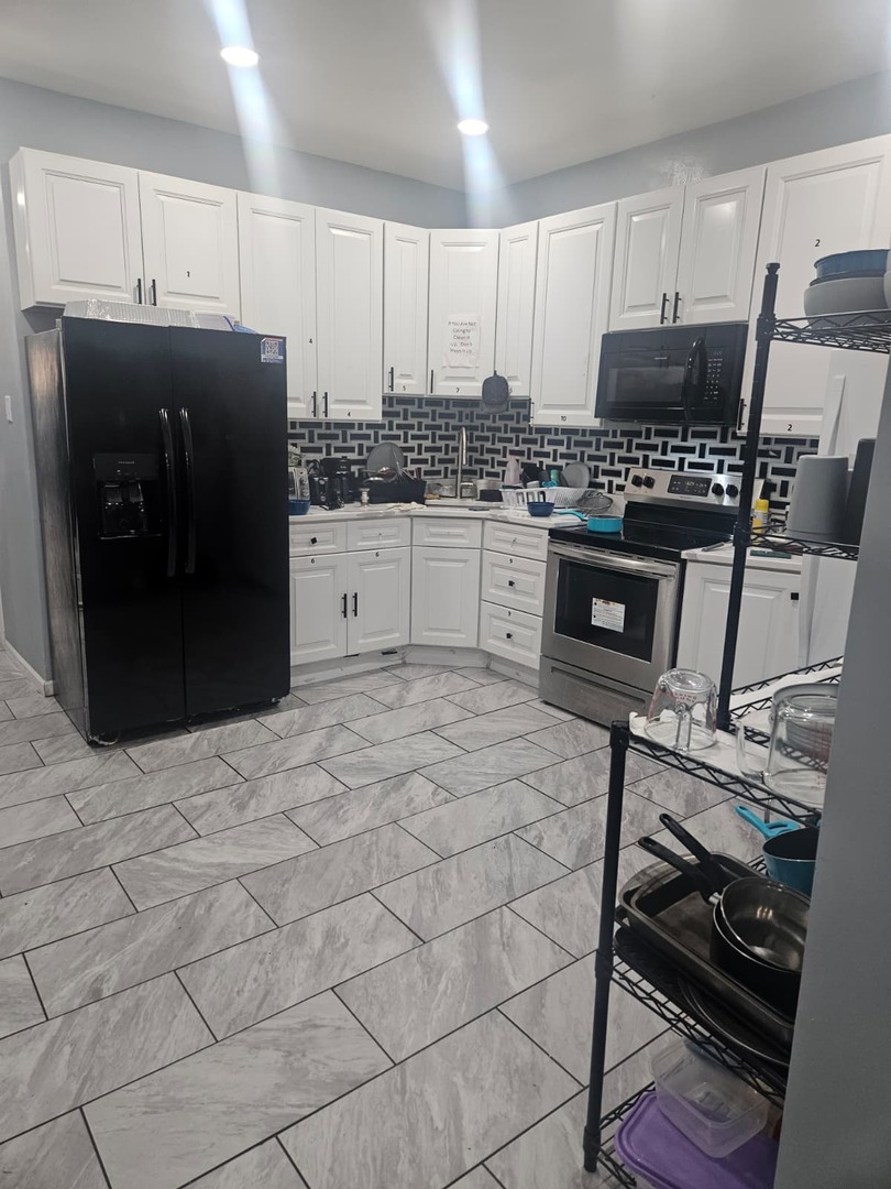 8600 South Muskegon Avenue Chicago IL 60617