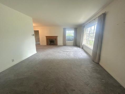870 Morgan Street Elgin IL 60123