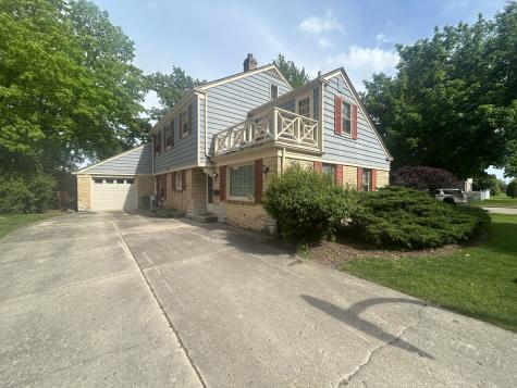 870 Morgan Street Elgin IL 60123