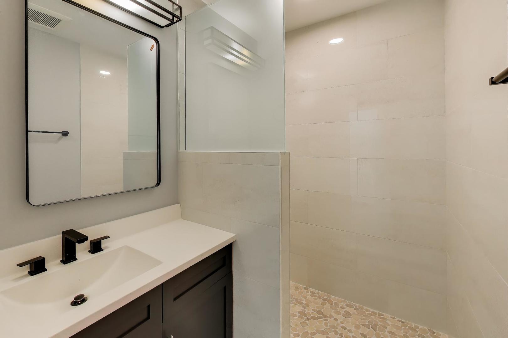 124 Commonwealth Drive Bolingbrook IL 60440