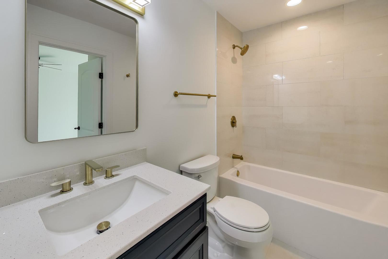 124 Commonwealth Drive Bolingbrook IL 60440